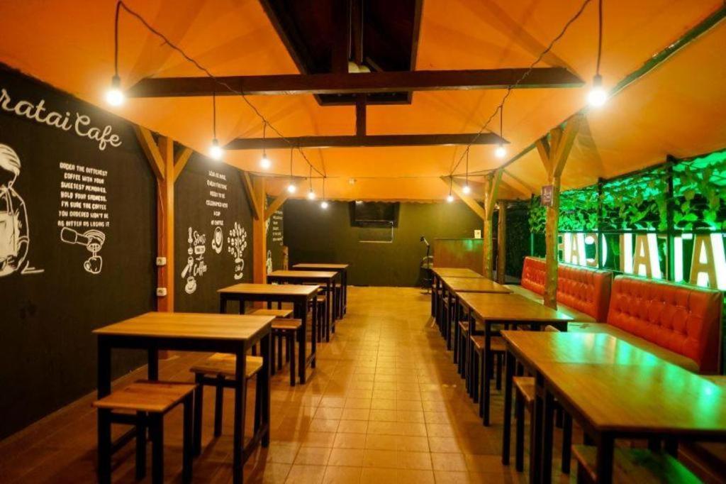 Taman Sari Hotel Dan Resort Sukabumi Luaran gambar