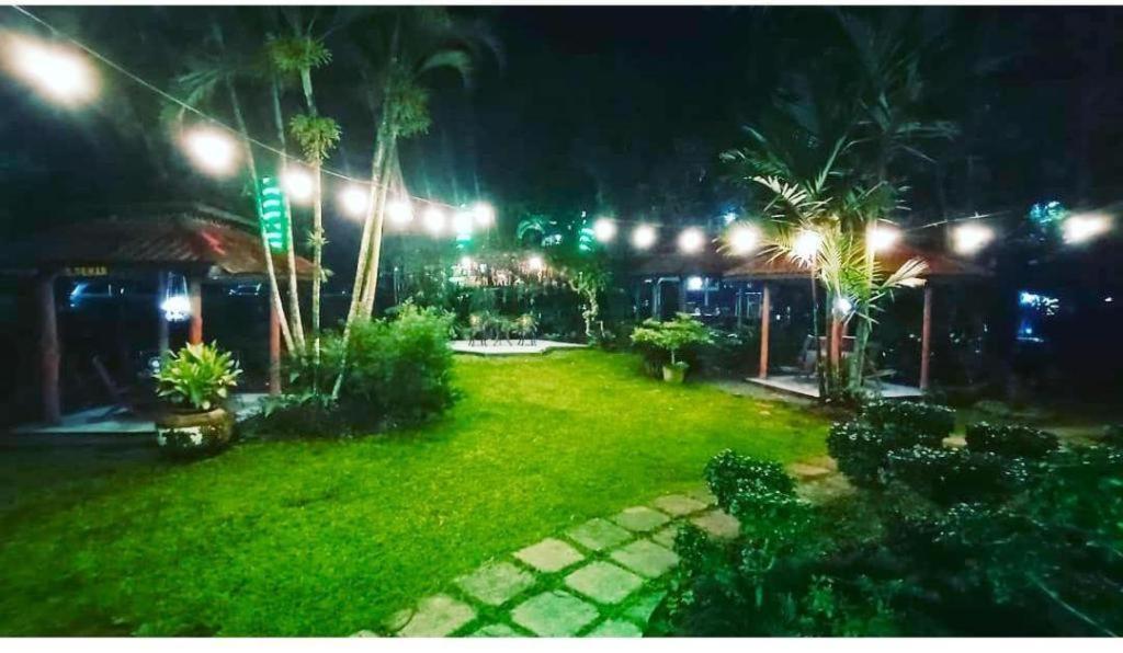 Taman Sari Hotel Dan Resort Sukabumi Luaran gambar